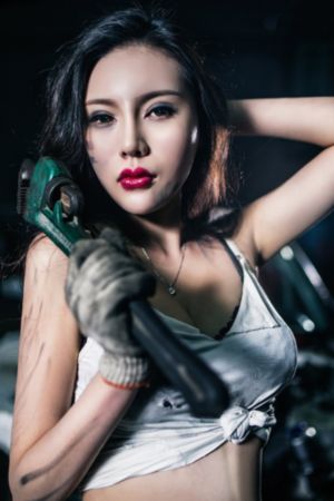 亚洲av人网站在线播放_DVD超清免费观看